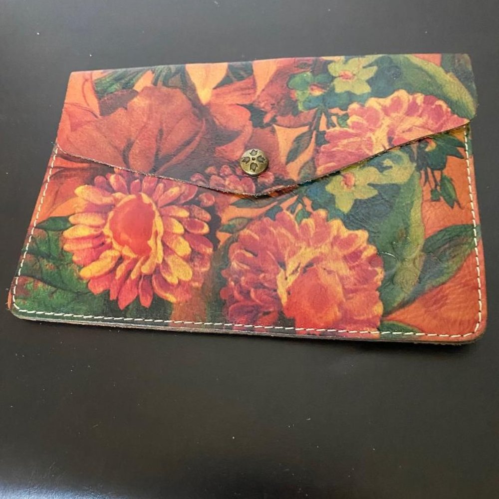 PATRICIA NASH CLUCH BAG